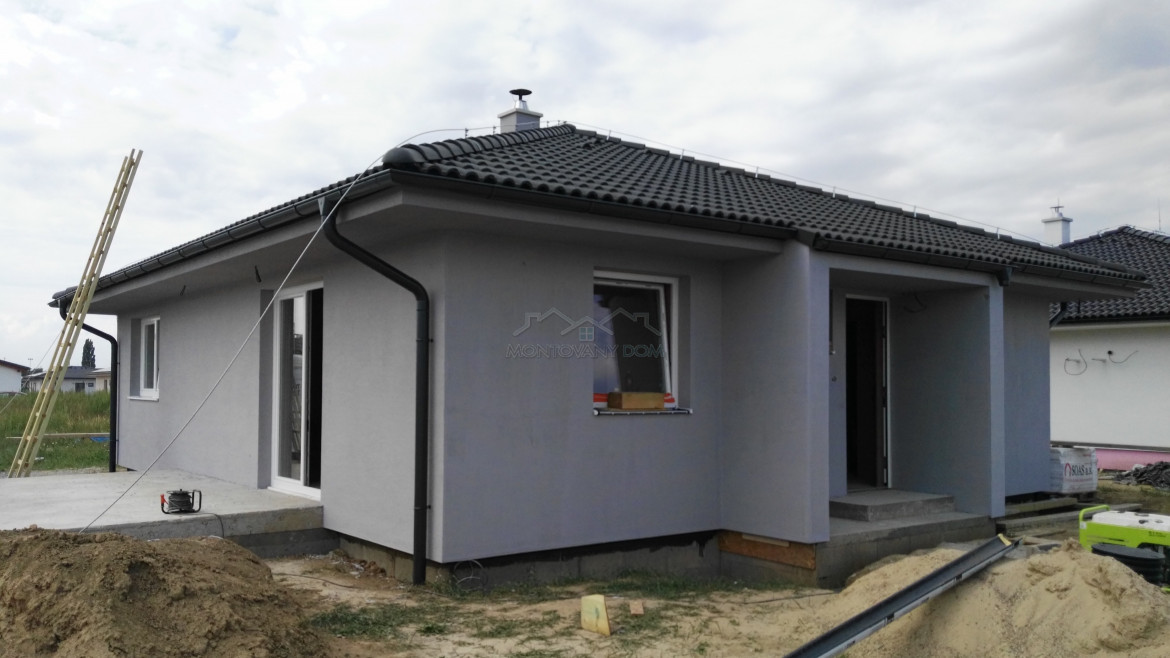 Bungalov Sofia v Senici – zmenšený – SR